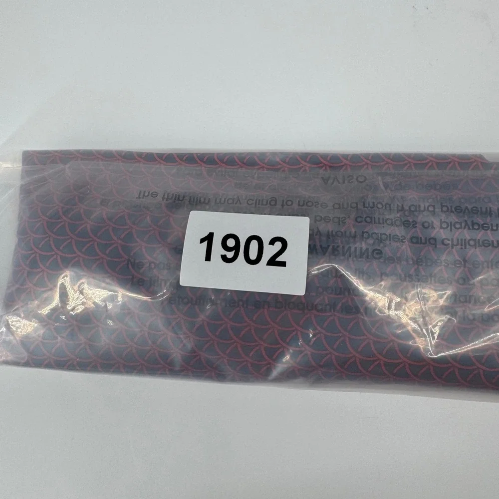 Hermes Paris Mens Silk Tie Navy Blue Red Geometric Scale Pattern 7729 OA France